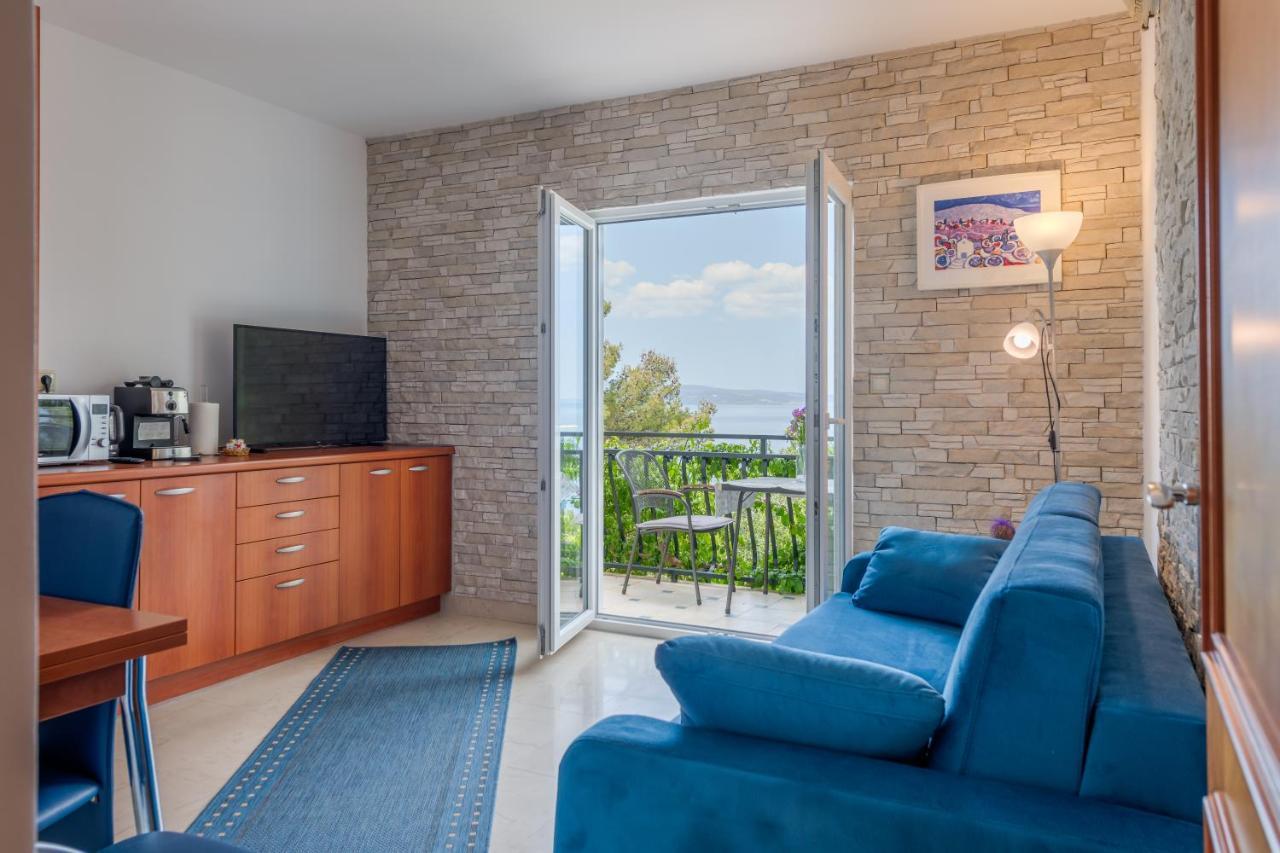 Apartmani Mirta Omis A מראה חיצוני תמונה